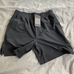 Fabletics 7" The Franchise Short Black